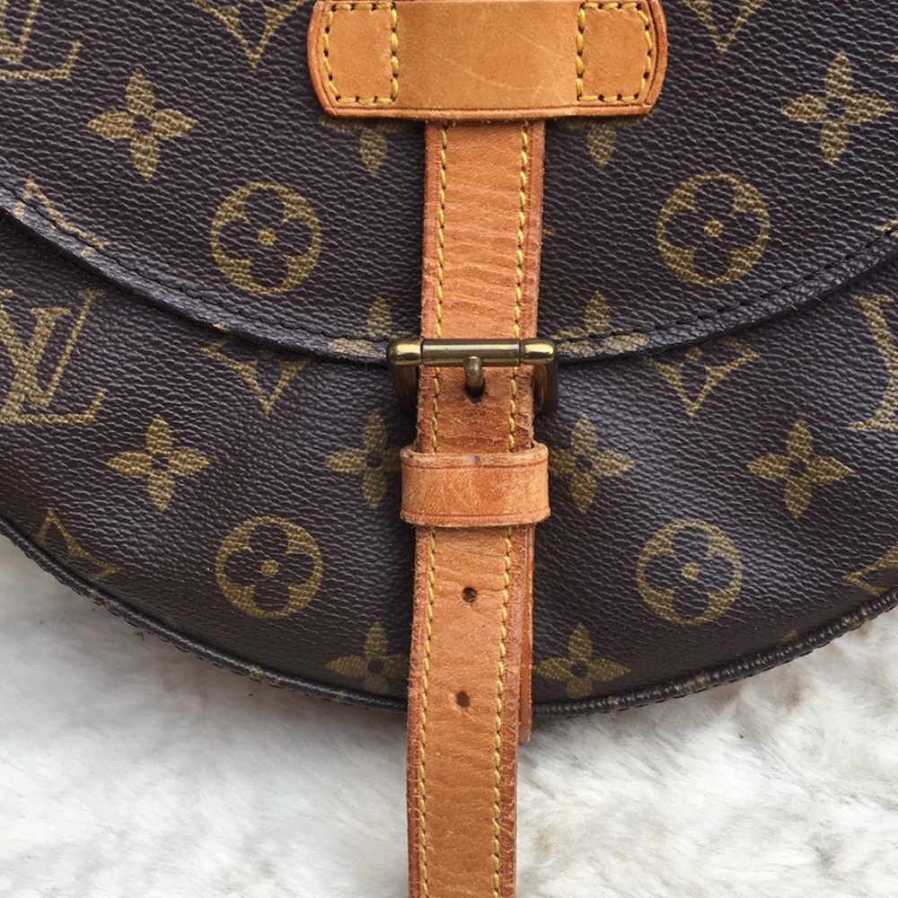 Authentic Louis Vuitton Chantily MM. - Picture 2 of 16